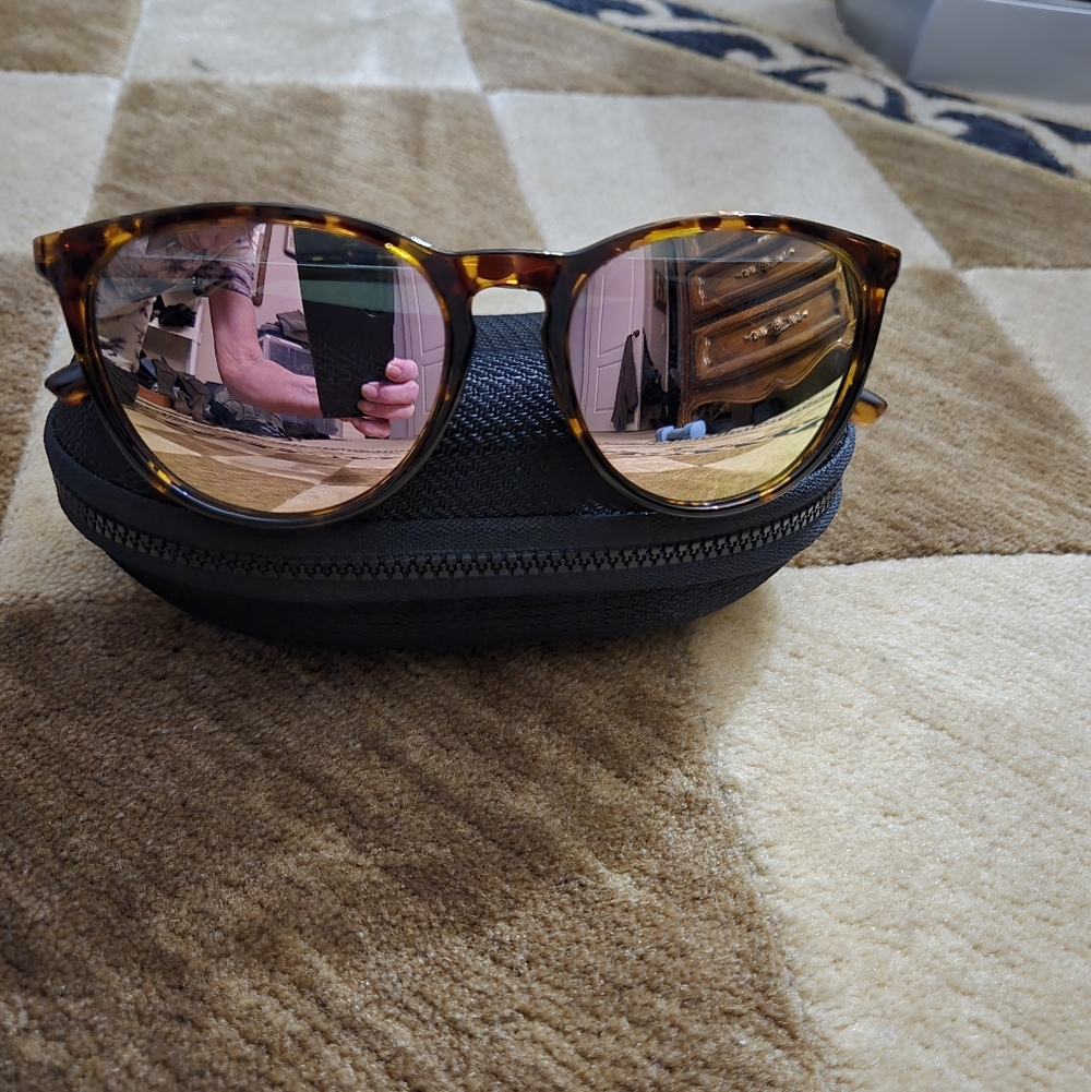 WMP Mirrored Tortoiseshell Sunglasses With Case Model DREW